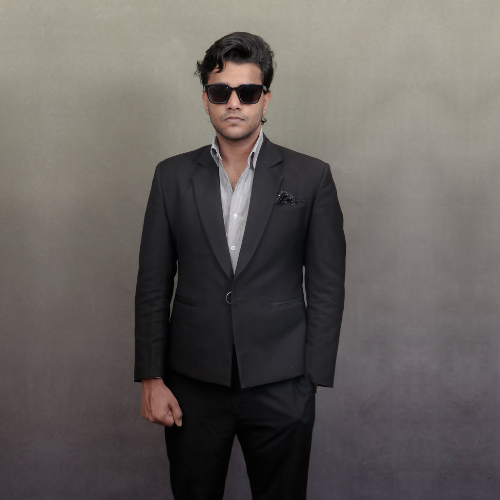 Black Single Breasted Blazer